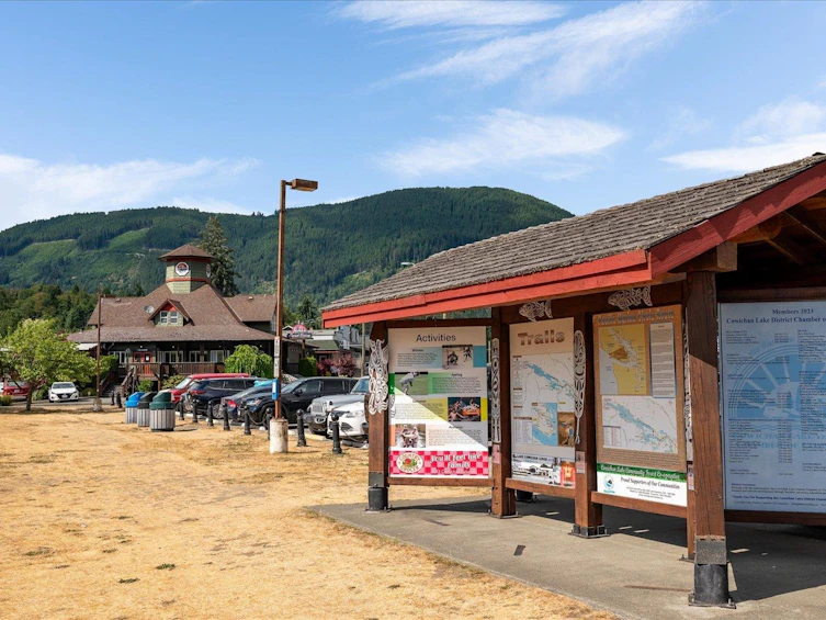 350 Carnell Drive, Lake Cowichan, BC, V0R 2G1 - 3