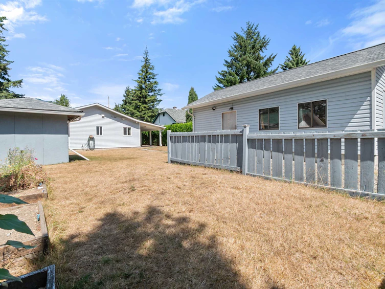 640 Fort Street, Hope, BC, V0X 1L4 - 20