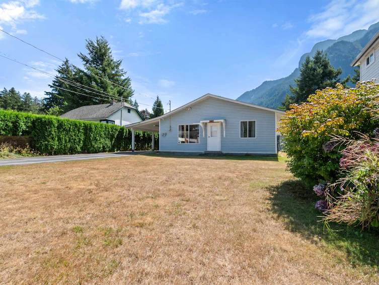 640 Fort Street, Hope, BC, V0X 1L4 - 25