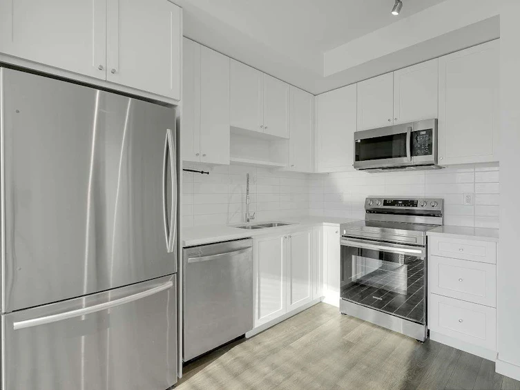 308-13623 81a Avenue, Surrey, BC, V3W 3N7 - 9