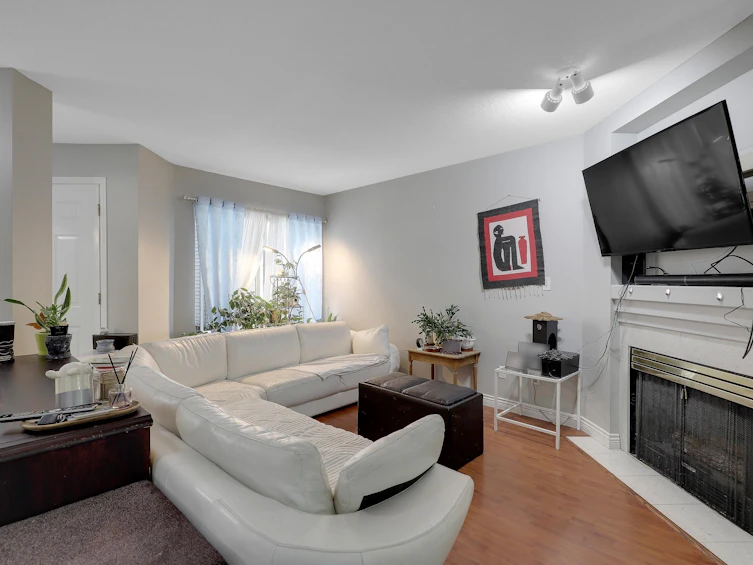 411-13900 Hyland Road, Surrey, BC, V3W 2C3 - 2