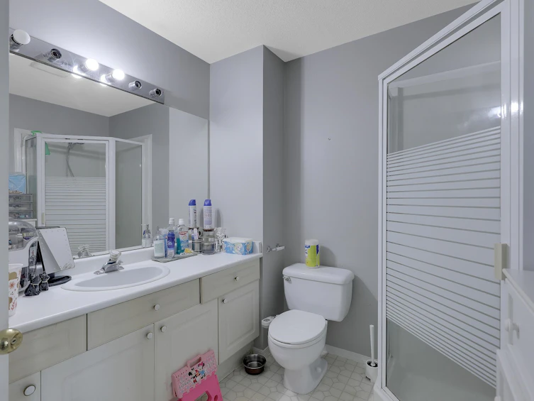 411-13900 Hyland Road, Surrey, BC, V3W 2C3 - 19