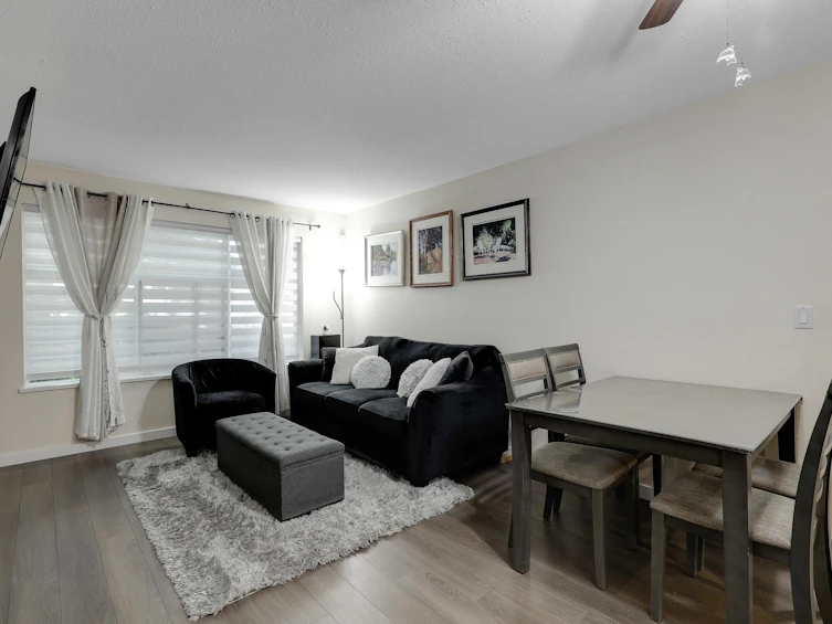 114-14885 105 Avenue, Surrey, BC, V3R 2V6 - 2