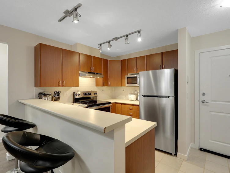 114-14885 105 Avenue, Surrey, BC, V3R 2V6 - 8