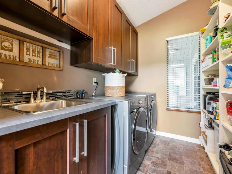 6751 Westview Drive, Delta, BC, V4E 2L7 - 8