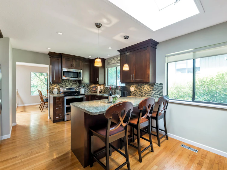 6751 Westview Drive, Delta, BC, V4E 2L7 - 6