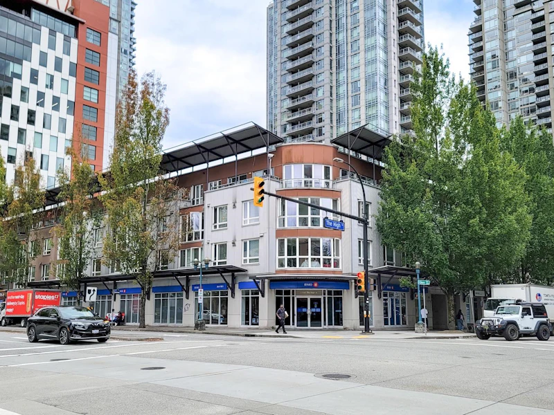 212 - 1163 The High Street, Coquitlam BC V3B 7W2