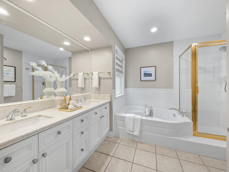 15460 36a Avenue, Surrey, BC, V3Z 0G9 - 26