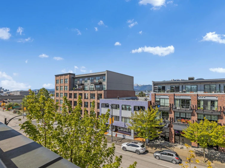 PH22-2150 E Hastings Street, Vancouver, BC, V5L 0A5 - 2
