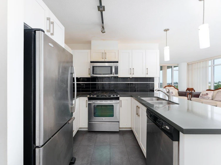 1902-7090 Edmonds Street, Burnaby, BC, V3N 0C6 - 9