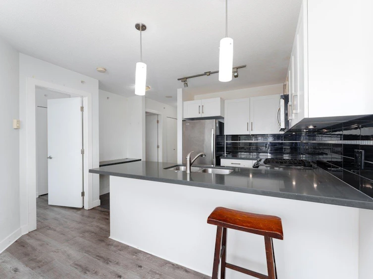1902-7090 Edmonds Street, Burnaby, BC, V3N 0C6 - 10