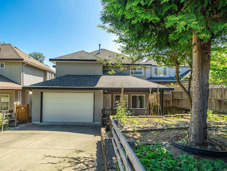 9765 160a Street, Surrey, BC, V4N 5M1 - 2