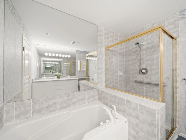 305S-1100 56 Street, Delta, BC, V4L 2N2 - 20