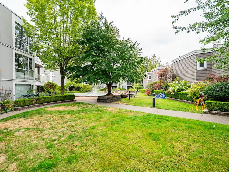 107-8430 Jellicoe Street, Vancouver, BC, V5S 4S8 - 34
