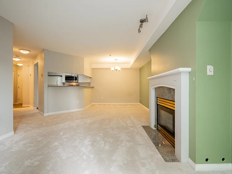 107-8430 Jellicoe Street, Vancouver, BC, V5S 4S8 - 7