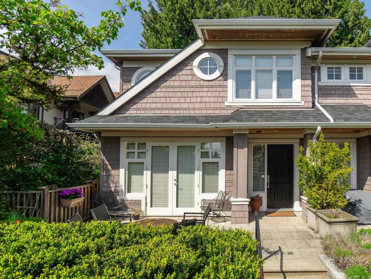 2129 Gordon Avenue, West Vancouver, BC, V7V 1W1 - 2