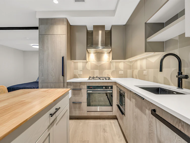 308 E 15th Avenue, Vancouver, BC, V5T 2R1 - 4