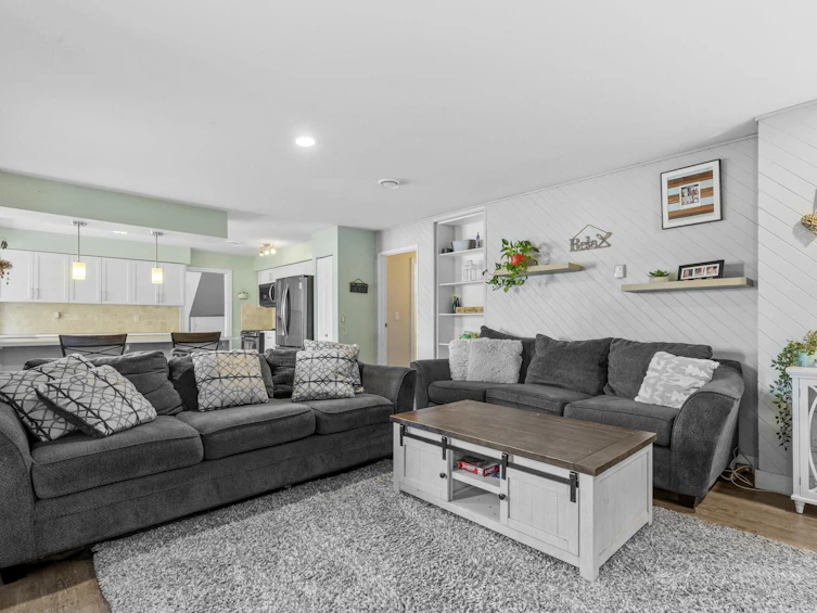 9233 Hayward Street, Mission, BC, V2V 1J1 - 24