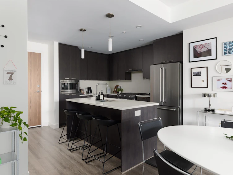 302-4289 Hastings Street, Burnaby, BC, V5C 2J5 - 2