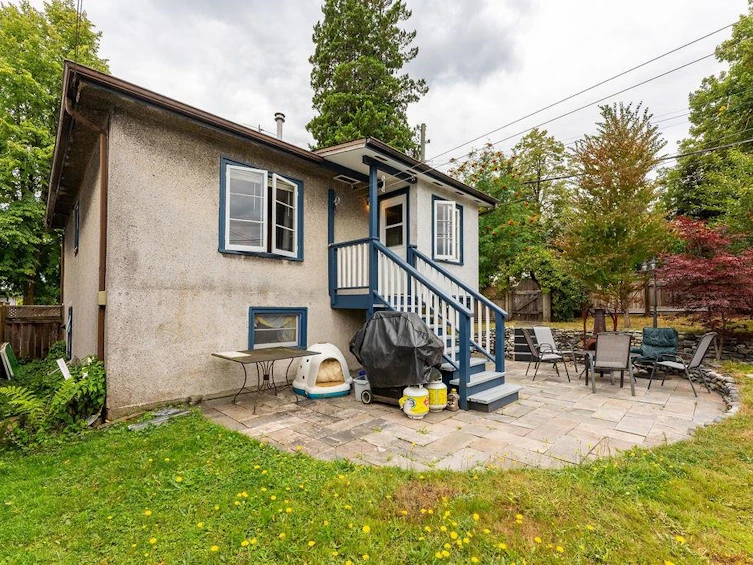 3205 E Georgia Street, Vancouver, BC, V5K 2L2 - 21