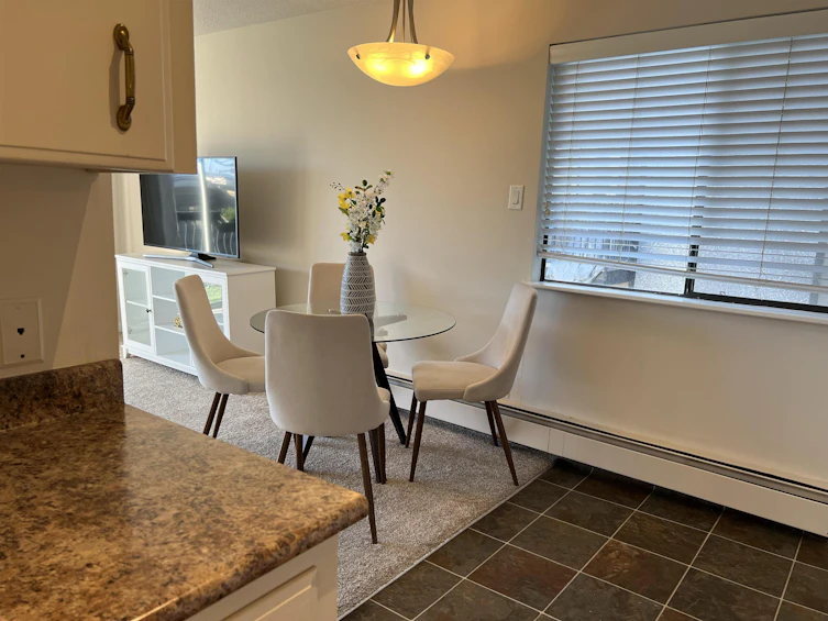 8-137 E 5th Street, North Vancouver, BC, V7L 1L3 - 9