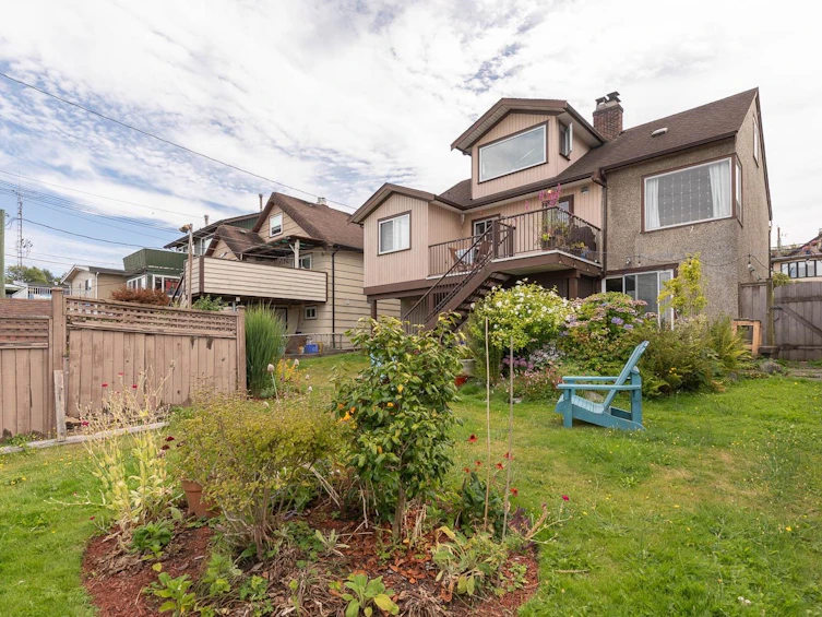 1365 E 36th Avenue, Vancouver, BC, V5W 1E1 - 21