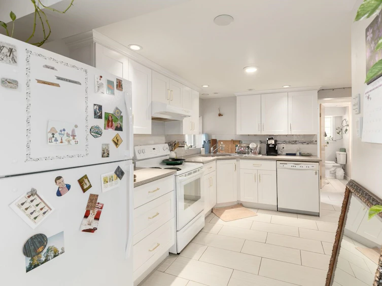 1365 E 36th Avenue, Vancouver, BC, V5W 1E1 - 15