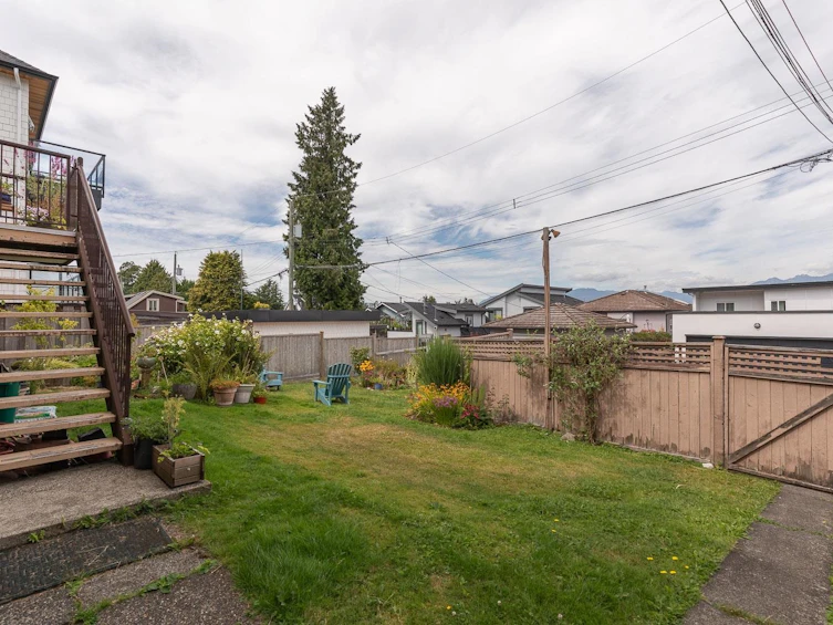 1365 E 36th Avenue, Vancouver, BC, V5W 1E1 - 19