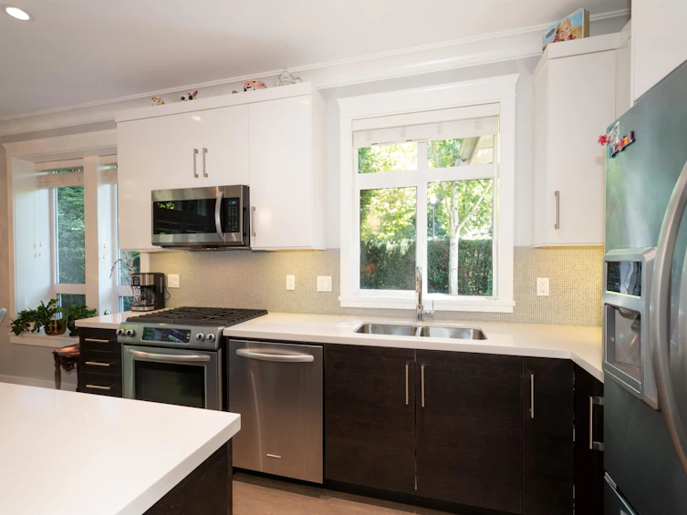 1-15989 Mountain View Drive, Surrey, BC, V3Z 0M9 - 11