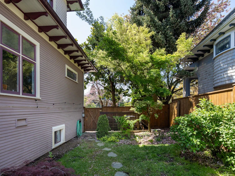 329 Pine Street, New Westminster, BC, V3L 2T1 - 19