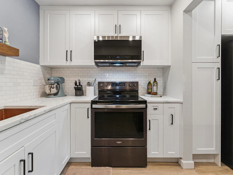 108-1950 Cedar Village Crescent, North Vancouver, BC, V7J 3M5 - 11