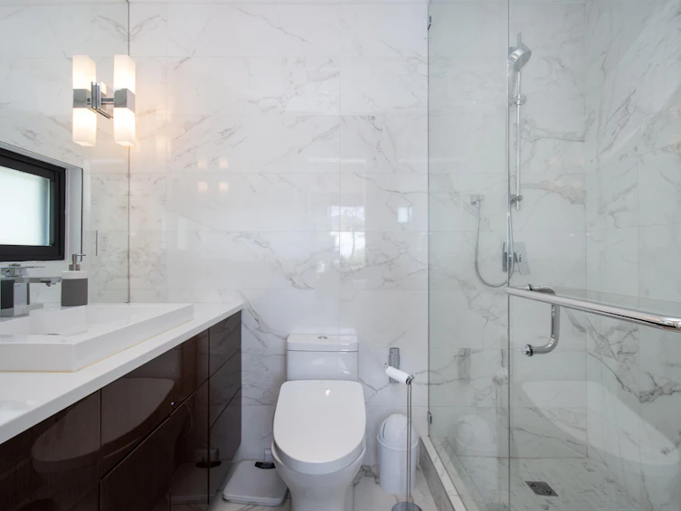 3895 Lonsdale Avenue, North Vancouver, BC, V7N 3K8 - 19