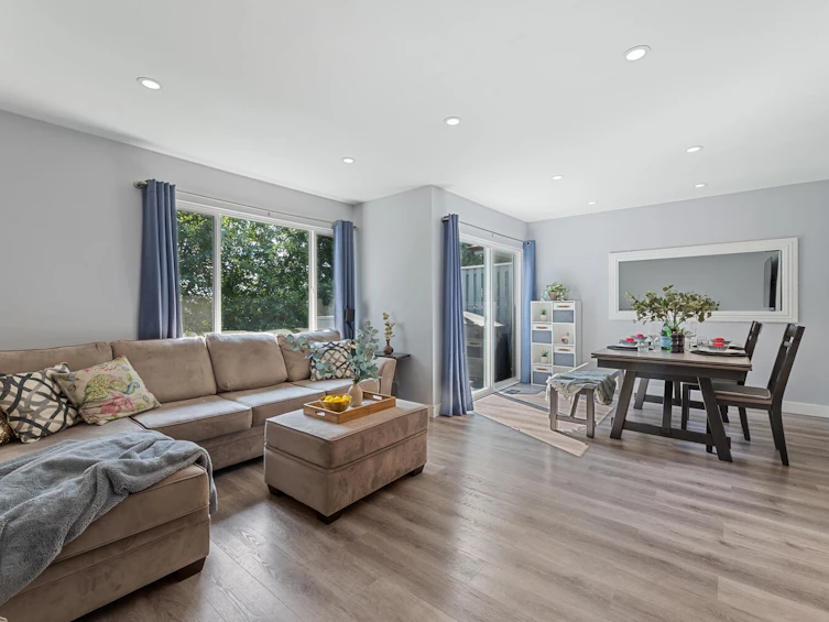 573 Carlsen Place, Port Moody, BC, V3H 4A1 - 8