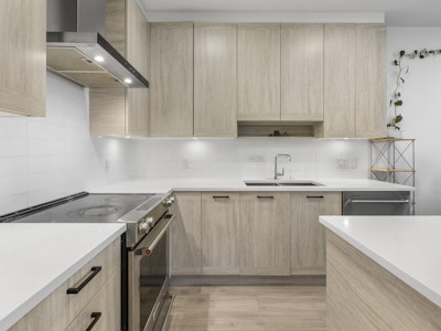 510-7579 16th Street - 5
