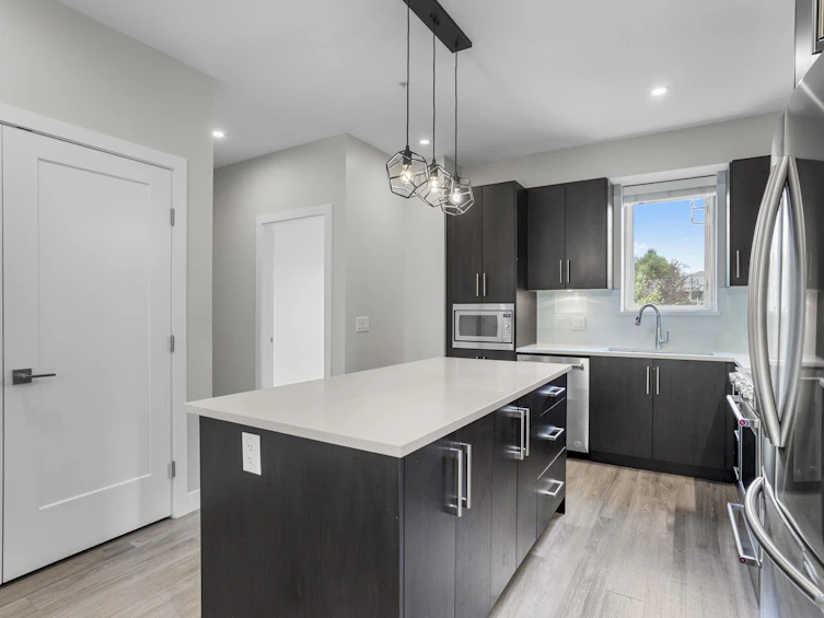 306-15436 31 Avenue, Surrey, BC, V3Z 1H3 - 3