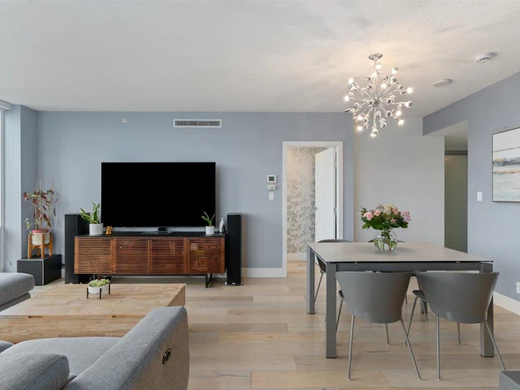 2004-1550 Fern Street, North Vancouver, BC, V7J 0A9 - 4