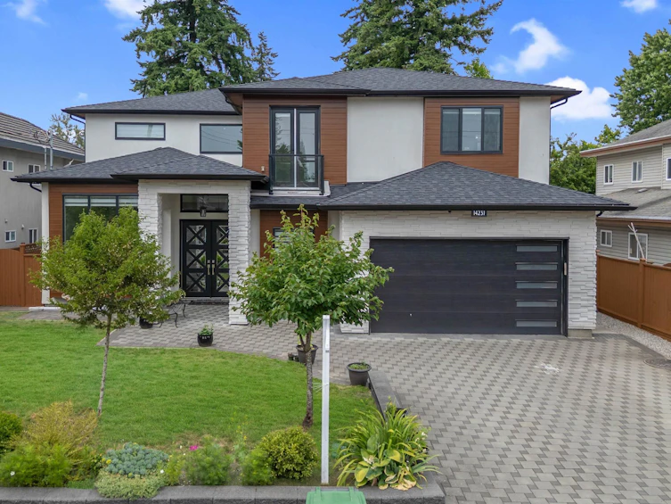 14231 70a Avenue, Surrey, BC, V3W 2J9 - 2