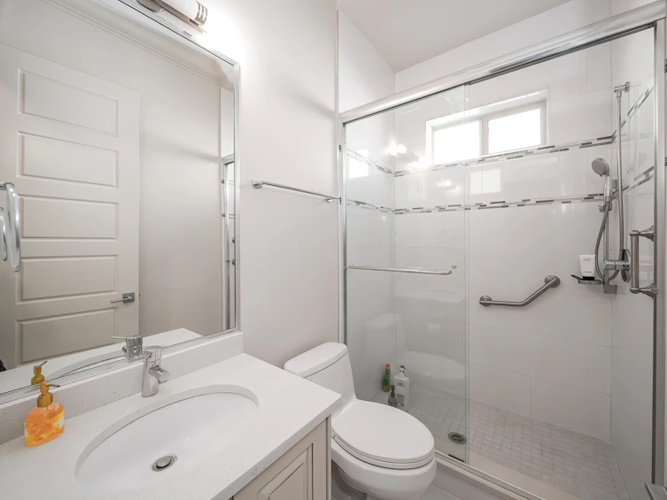 8580 Bairdmore Crescent, Richmond, BC, V7C 1M7 - 25