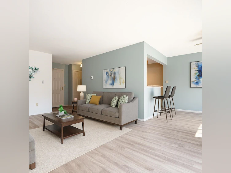 121-32853 Landeau Place, Abbotsford, BC, V2S 6S6 - 2