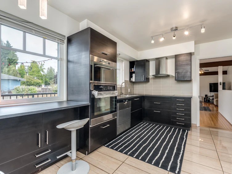 7182 Gibson Street, Burnaby, BC, V5A 1P3 - 3