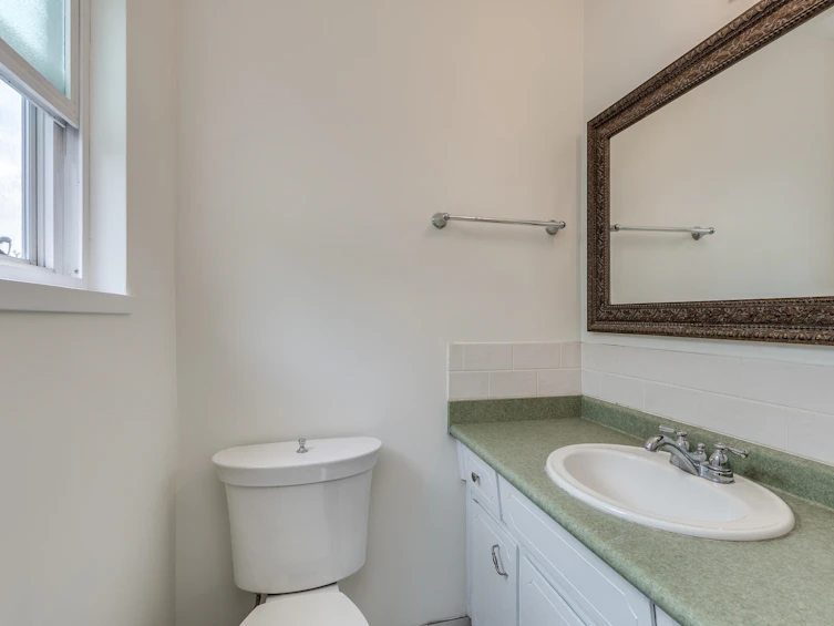 7182 Gibson Street, Burnaby, BC, V5A 1P3 - 9