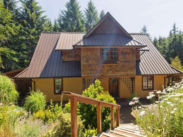320 Forest Ridge Road, Bowen Island, BC, V0N 1G2 - 3