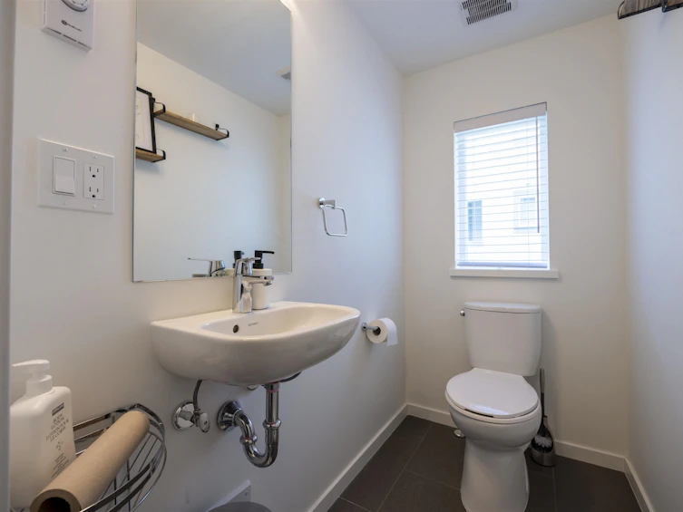 35-15487 99a Avenue, Surrey, BC, V3R 0G9 - 12