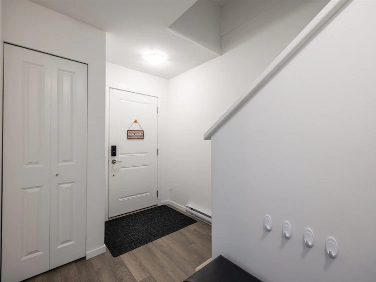 35-15487 99a Avenue, Surrey, BC, V3R 0G9 - 15