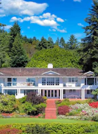 790 Fairmile Road