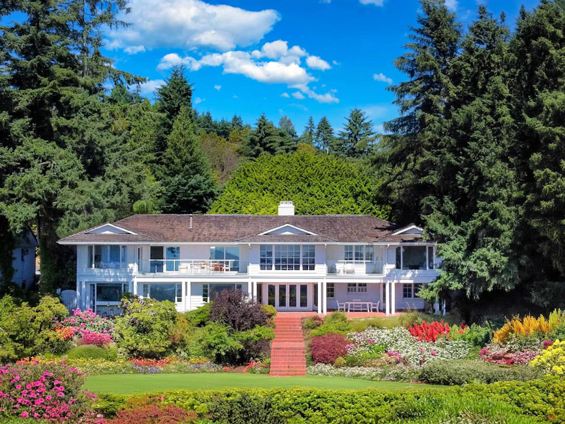 790 Fairmile Road, West Vancouver BC V7S 1R2