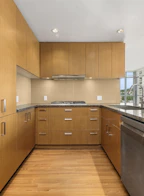 1002 3008 Glen Drive