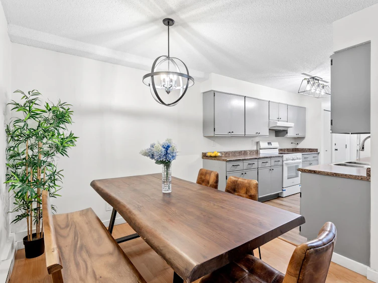 28-9521 Cardston Court, Burnaby, BC, V3N 4H8 - 10