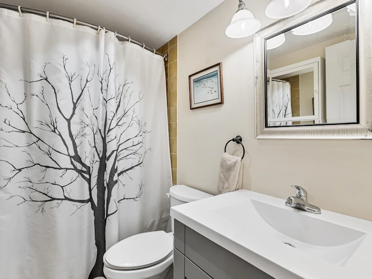204-1458 Blackwood Street, Surrey, BC, V4B 3V4 - 21