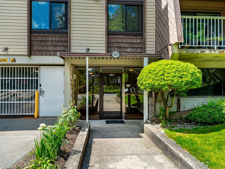 312-3921 Carrigan Court, Burnaby, BC, V3N 4J7 - 2